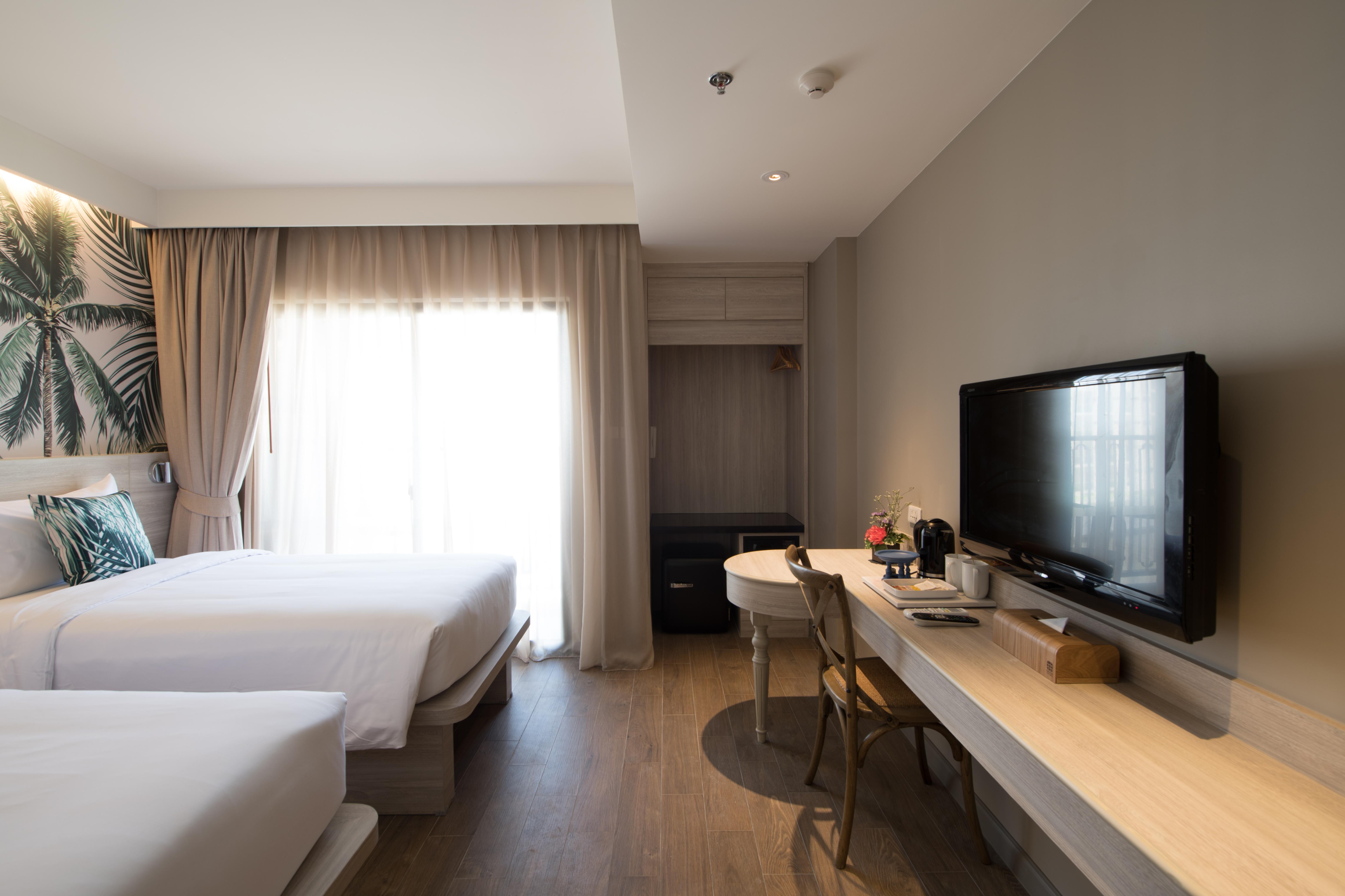 Sawaddi Patong Resort & Spa By Tolani - Sha Extra Plus Ngoại thất bức ảnh