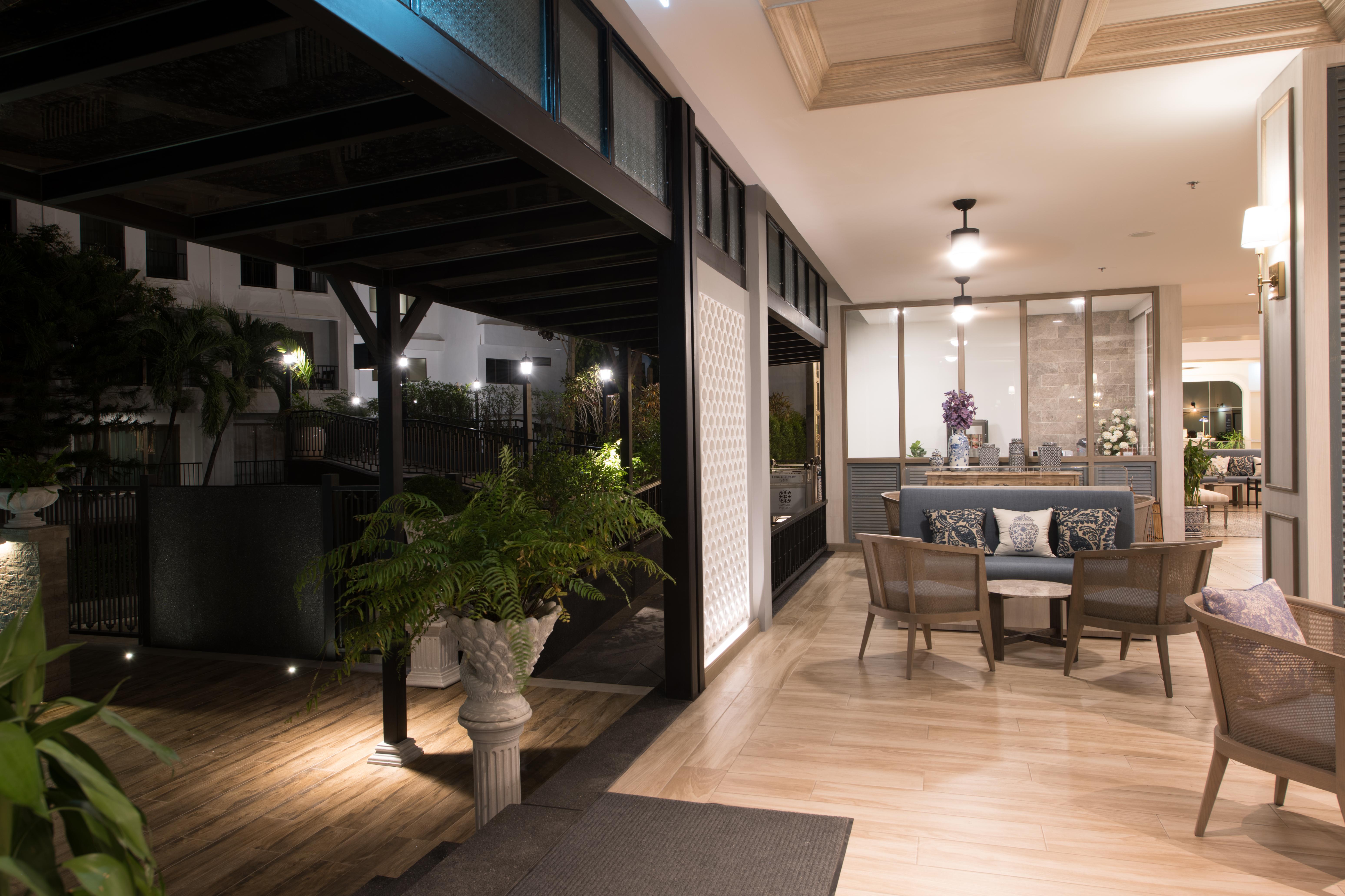 Sawaddi Patong Resort & Spa By Tolani - Sha Extra Plus Ngoại thất bức ảnh