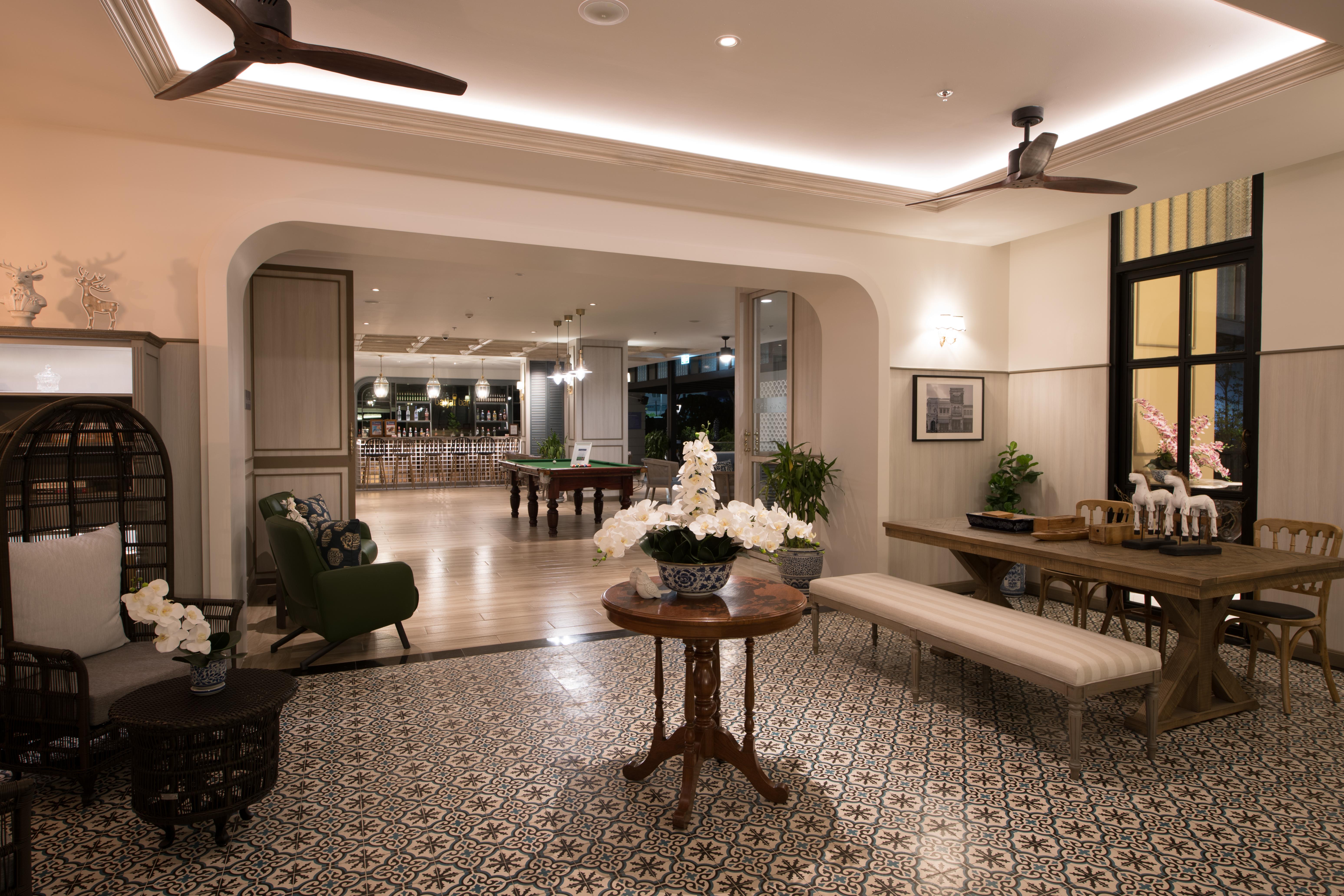 Sawaddi Patong Resort & Spa By Tolani - Sha Extra Plus Ngoại thất bức ảnh