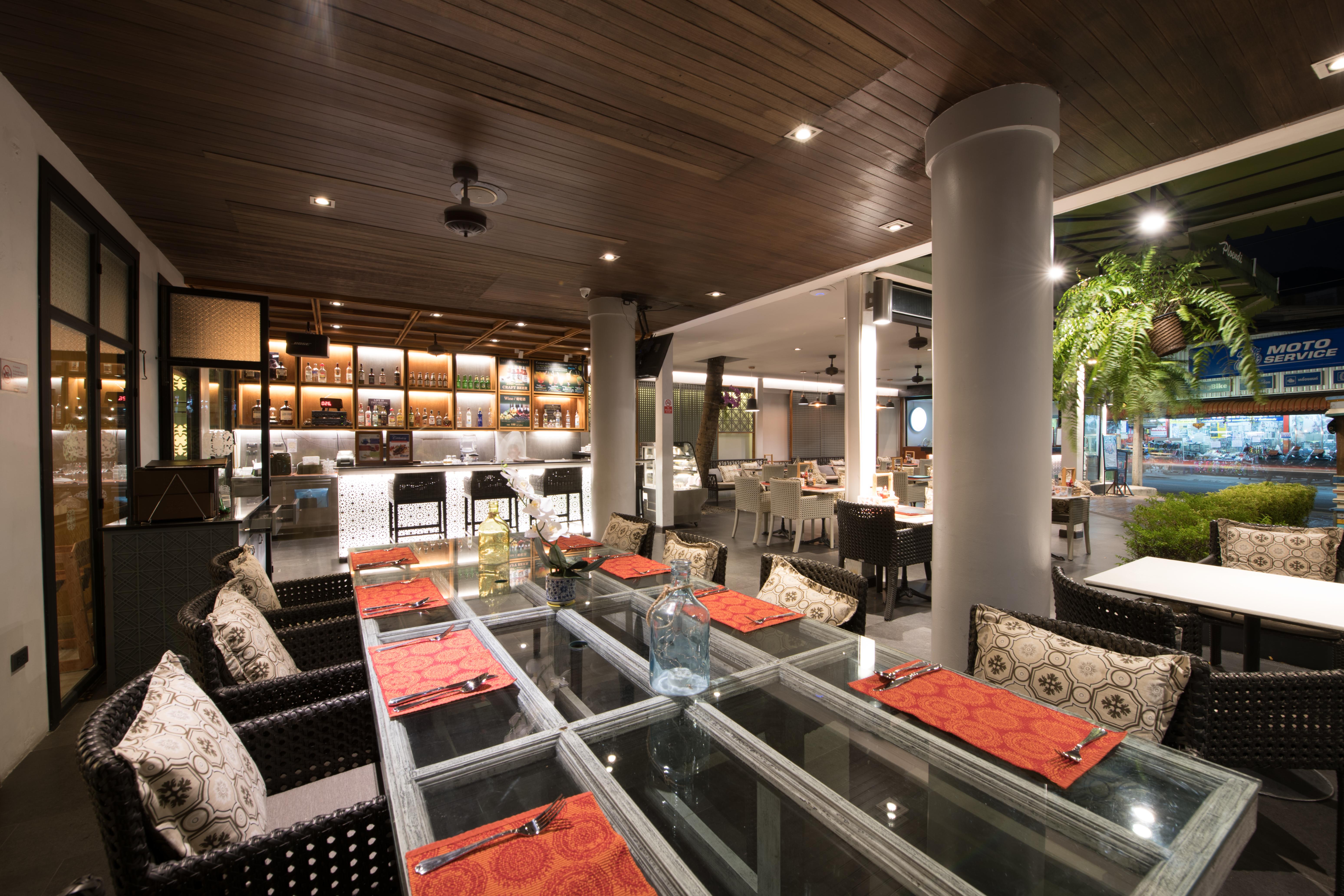 Sawaddi Patong Resort & Spa By Tolani - Sha Extra Plus Ngoại thất bức ảnh